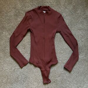 Abercrombie & Fitch rust bodysuit